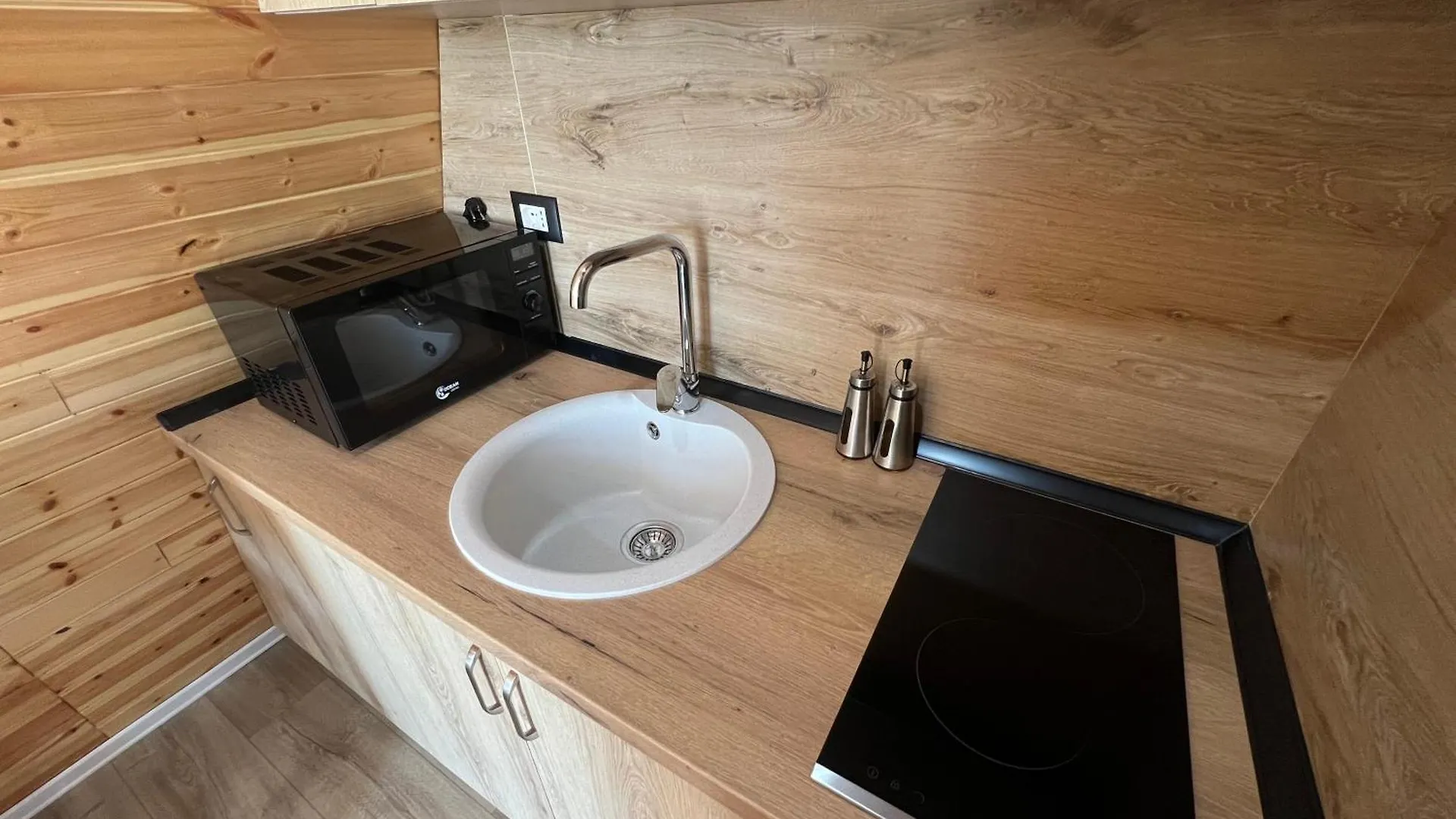 Doel House Zues Villa Shkoder