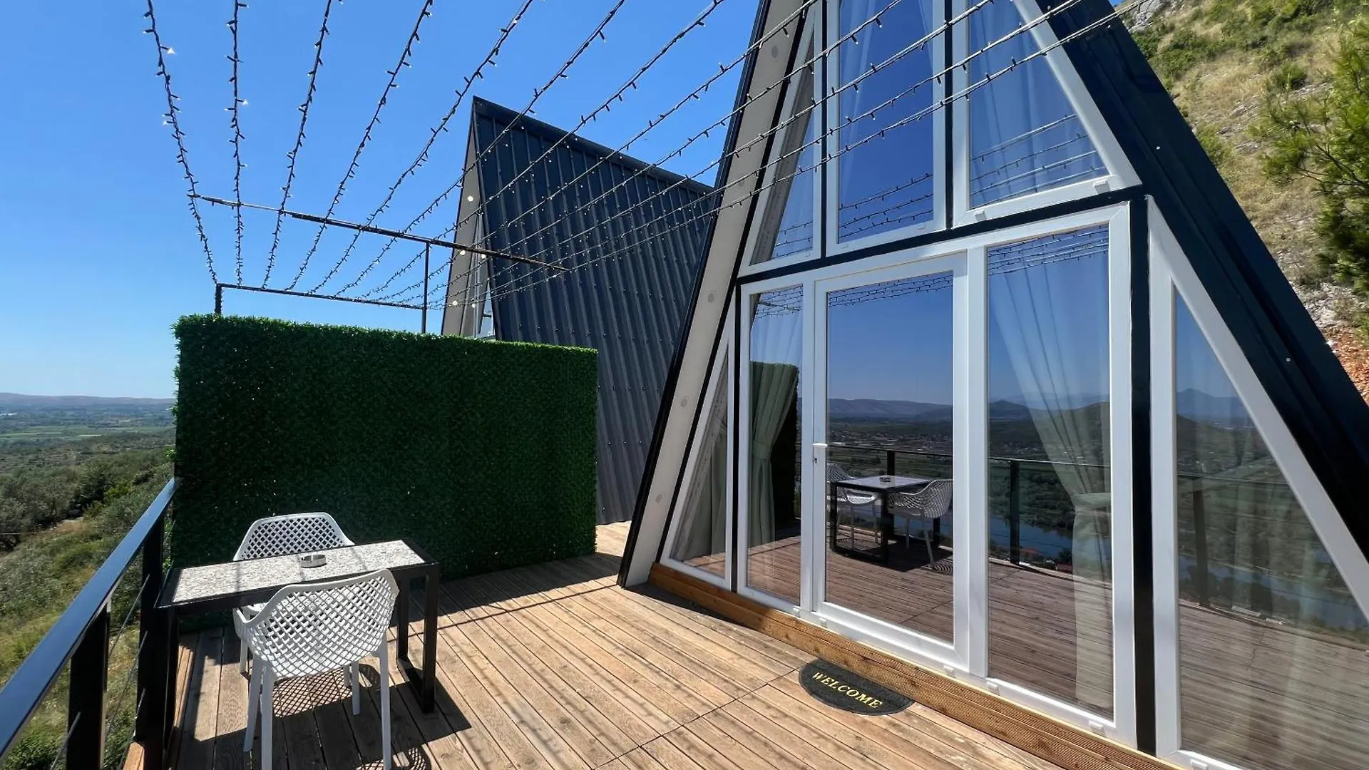 Doel House Zues Villa Shkoder