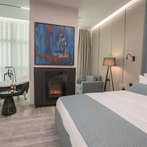  Hotel Dirista
